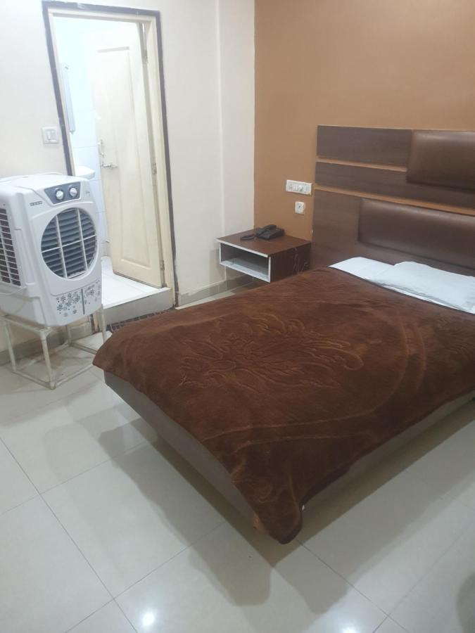 Hotel Anmol Ambikāpur Exteriér fotografie