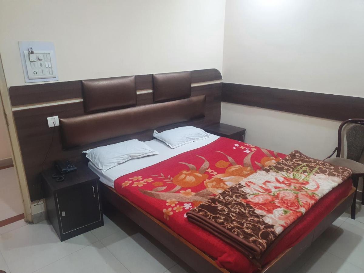 Hotel Anmol Ambikāpur Exteriér fotografie