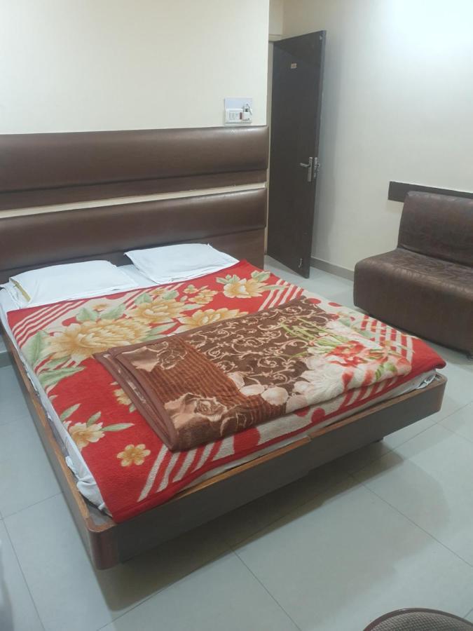 Hotel Anmol Ambikāpur Exteriér fotografie