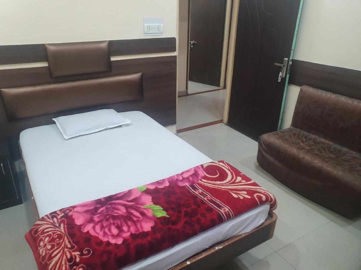 Hotel Anmol Ambikāpur Exteriér fotografie
