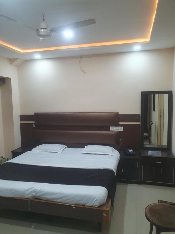 Hotel Anmol Ambikāpur Exteriér fotografie